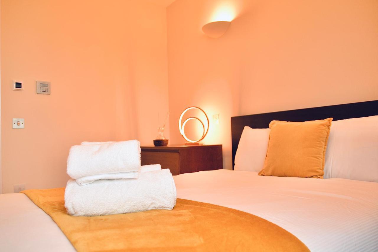 런던 Fairmont Avenue E14 9Pq 아파트 외부 사진